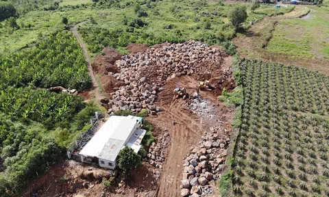 Đồng Nai: Khai thác đá mồ côi do... “dư thừa”